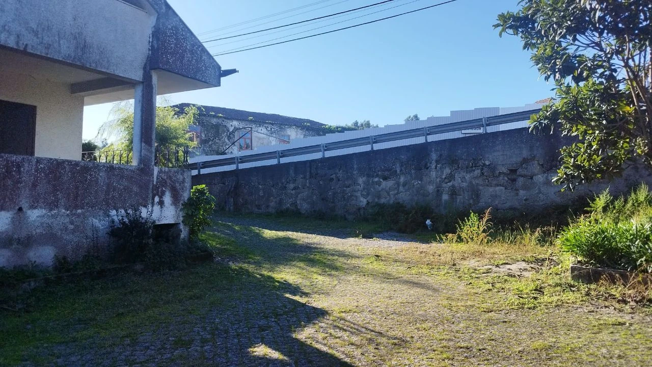 Moradia T5 para Venda em Meixomil Foto 43