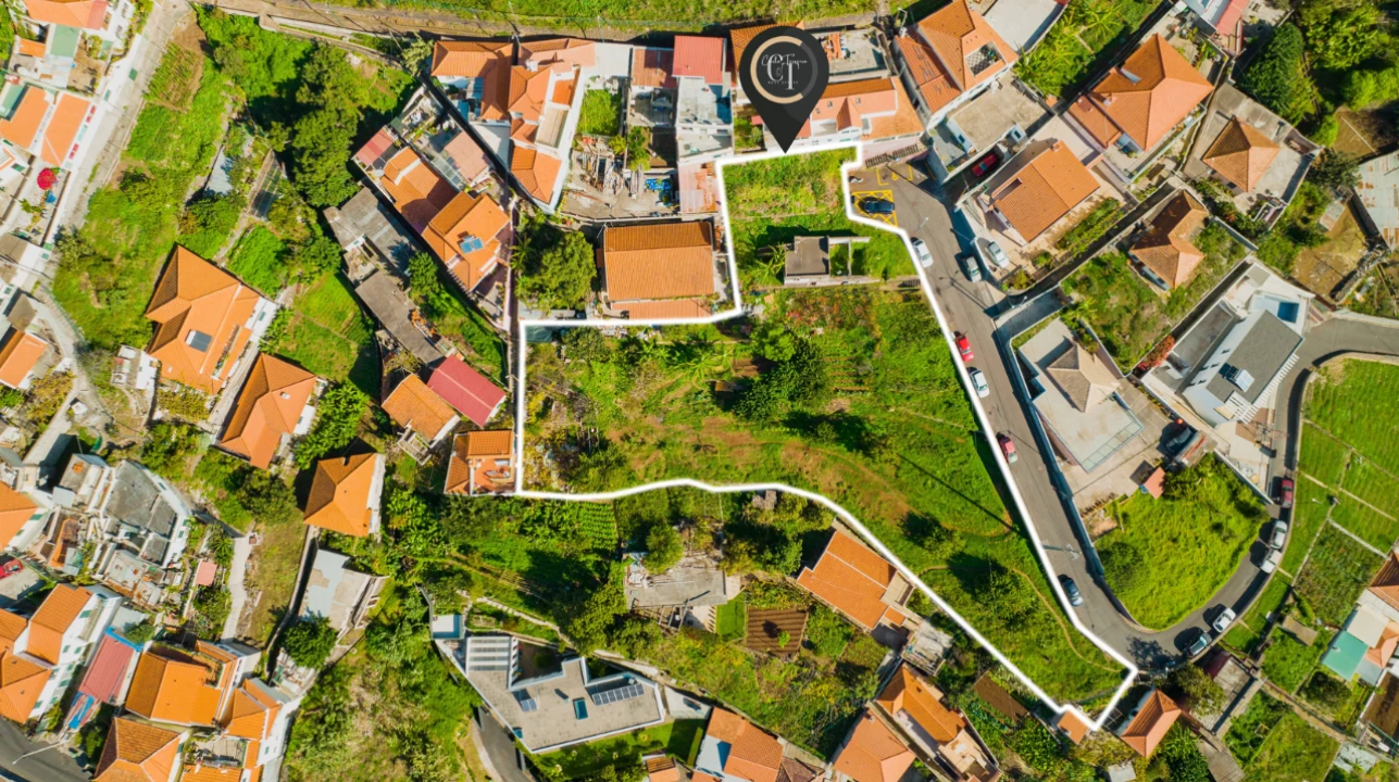 Terreno P/ Prédio para Venda em Funchal Foto 13