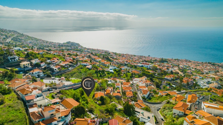 Terreno P/ Prédio para Venda em Funchal Foto 4