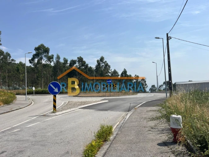 Terreno P/ Prédio para Venda em Escariz