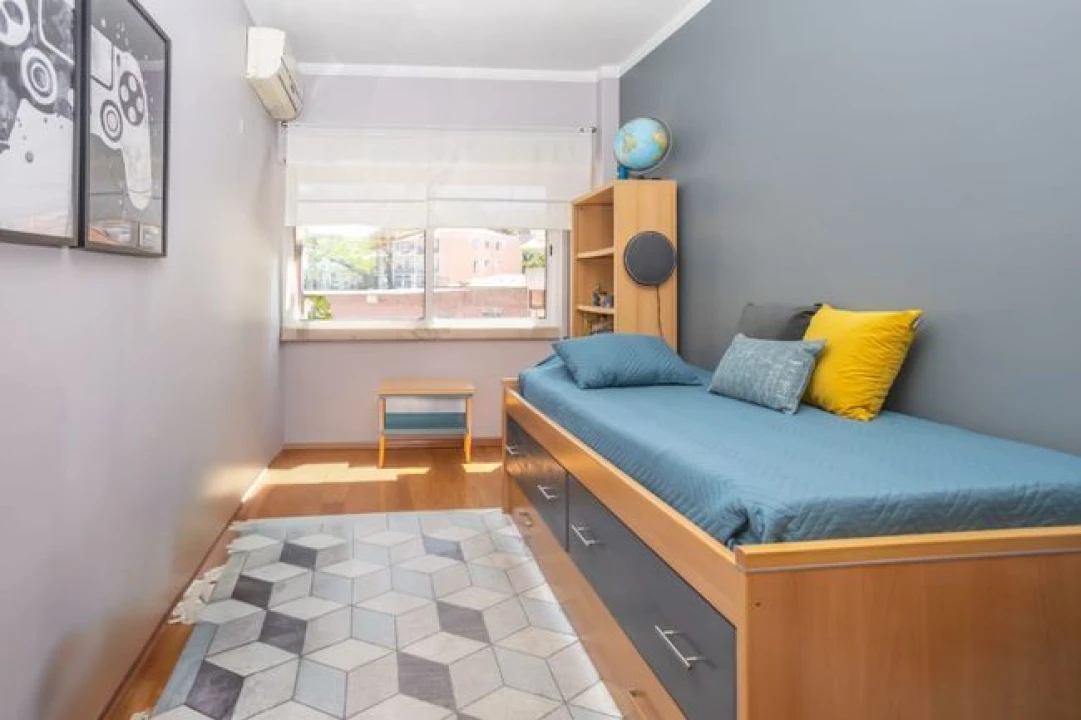 Apartamento T4 para Venda em Lisboa Foto 2