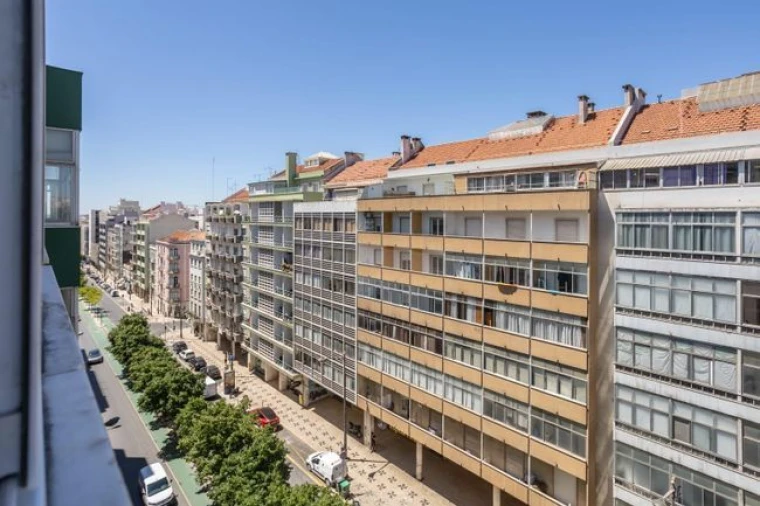 Apartamento T4 para Venda em Lisboa Foto 7