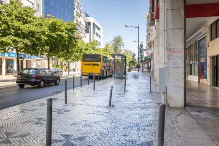 Apartamento T4 para Venda em Lisboa Foto 8