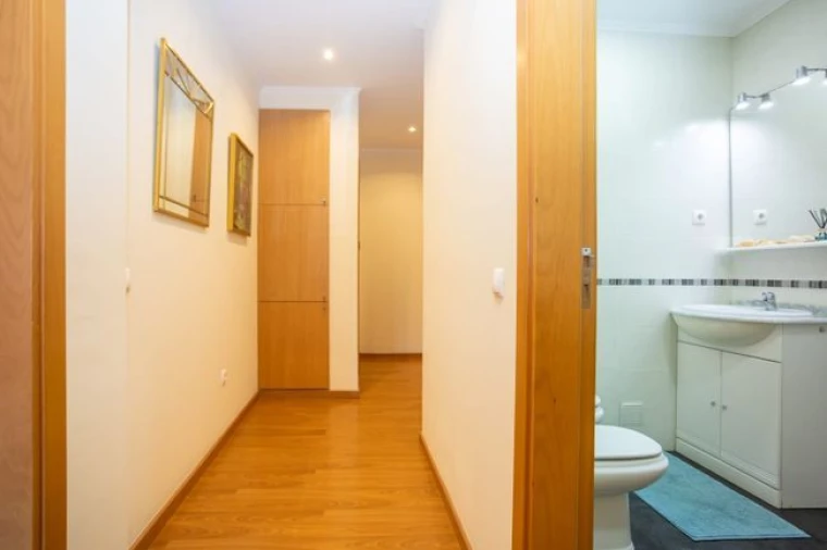 Apartamento T4 para Venda em Lisboa Foto 16