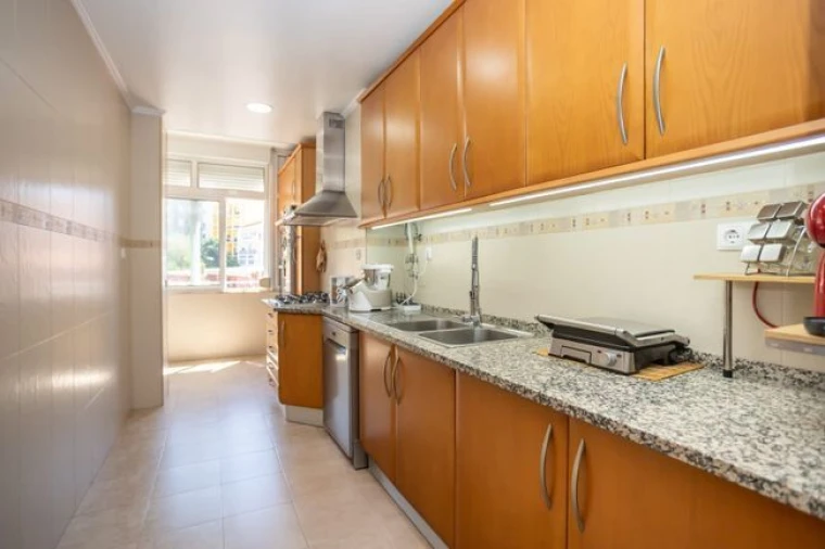 Apartamento T4 para Venda em Lisboa Foto 3