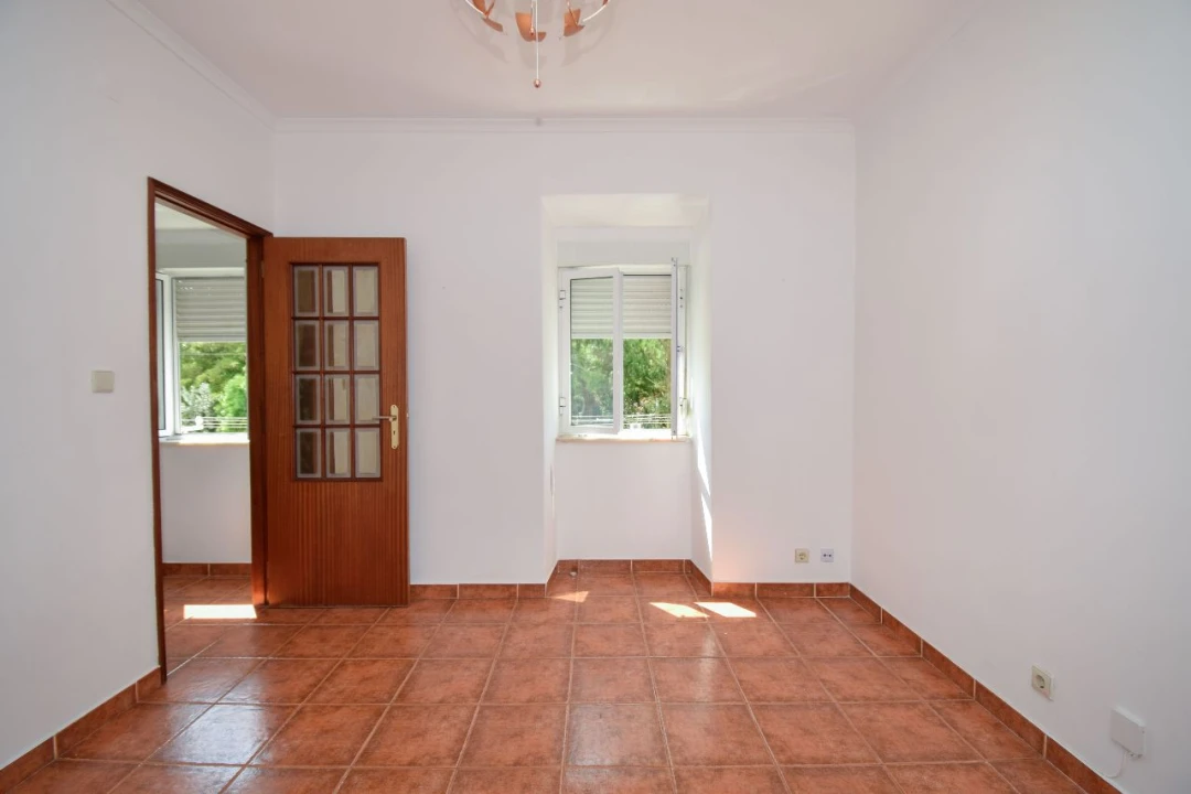 Apartamento T1 para Venda em Dafundo Foto 14