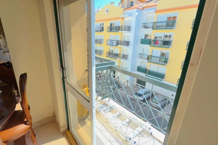 Apartamento T2 para Venda em Idanha Foto 6