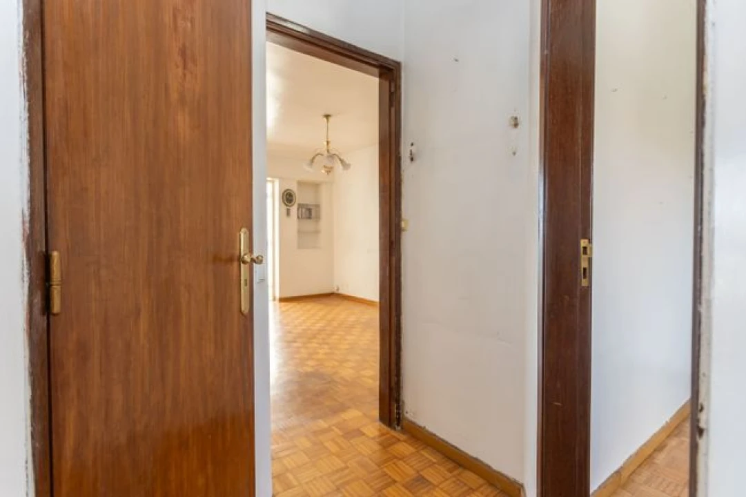Apartamento T2 para Venda em Carcavelos Foto 7