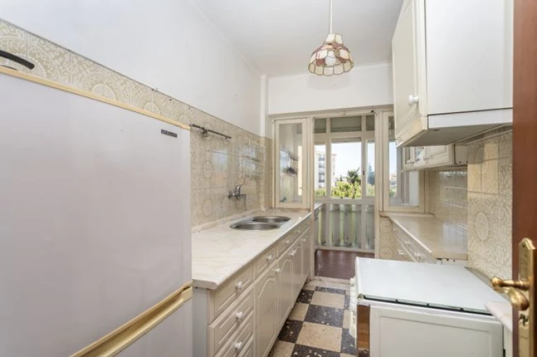 Apartamento T2 para Venda em Carcavelos Foto 9