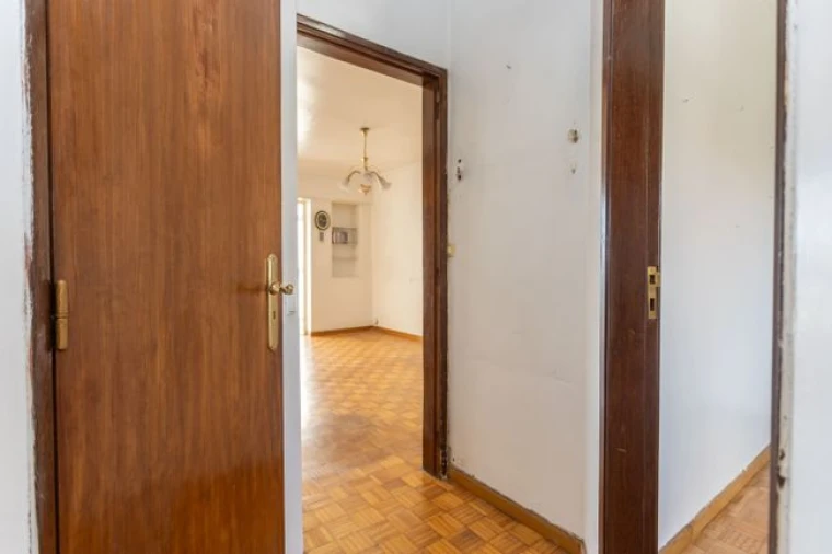 Apartamento T2 para Venda em Carcavelos Foto 7