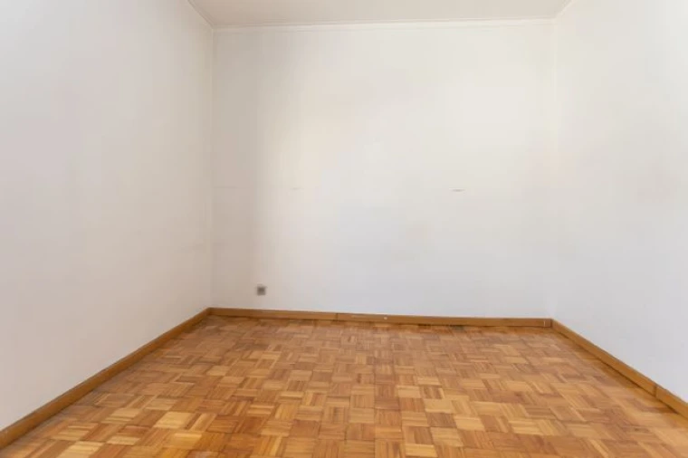 Apartamento T2 para Venda em Carcavelos Foto 14