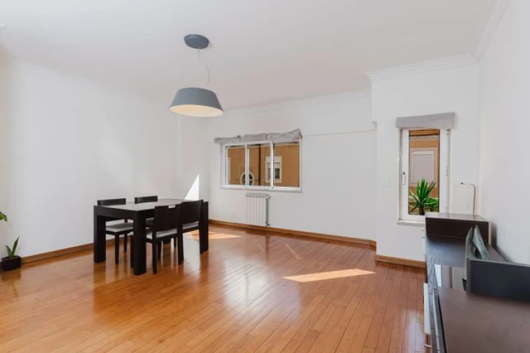 Apartamento T3 para Venda em Lisboa Foto 1