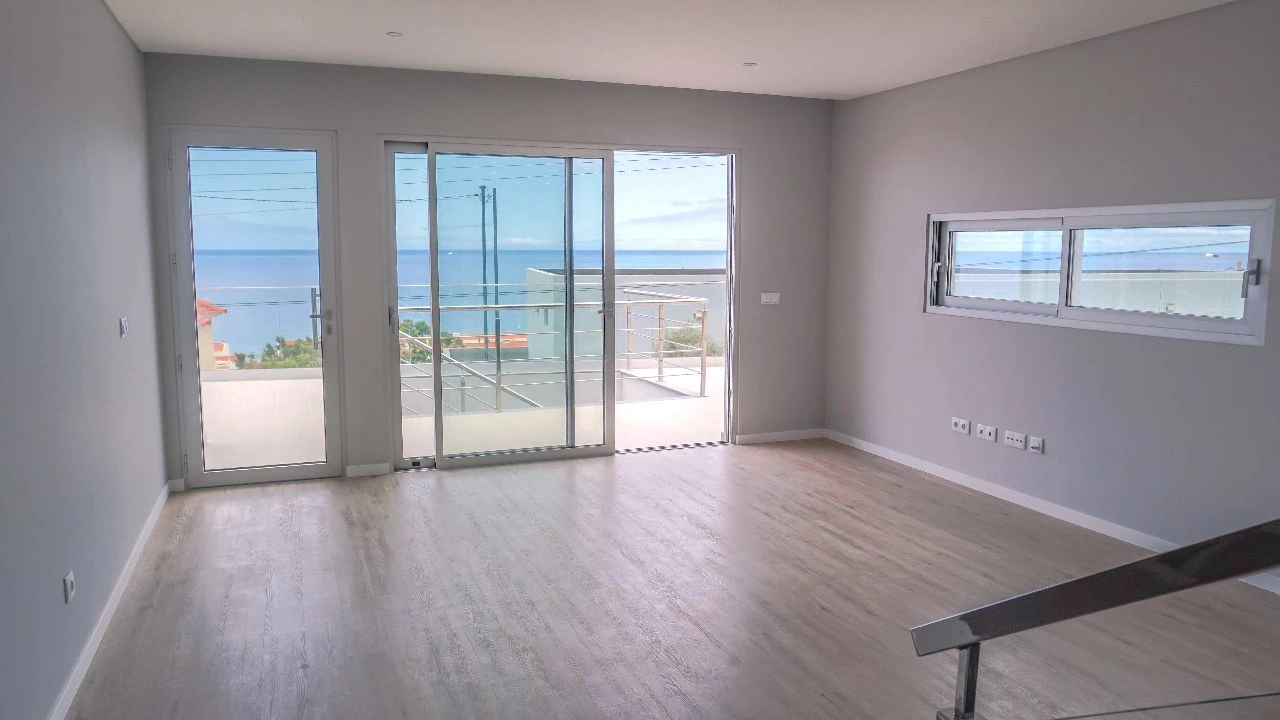 Moradia T4 para Venda em Paúl do Mar Foto 6