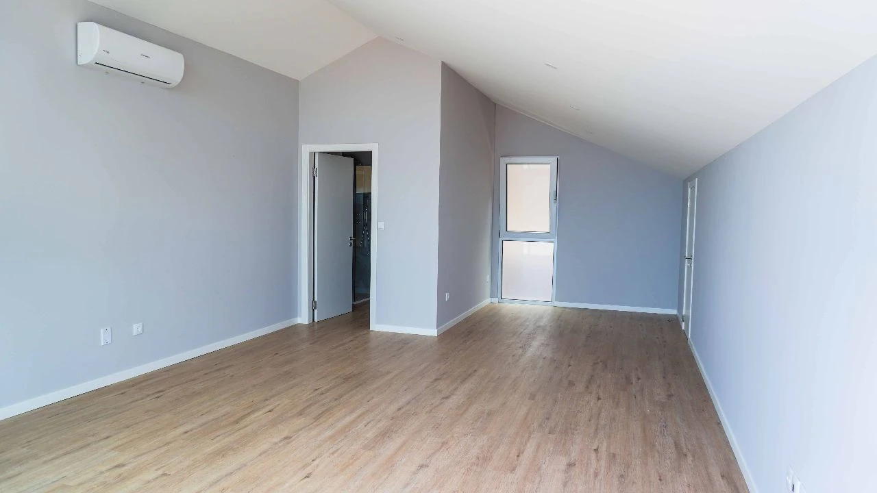 Moradia T4 para Venda em Paúl do Mar Foto 10