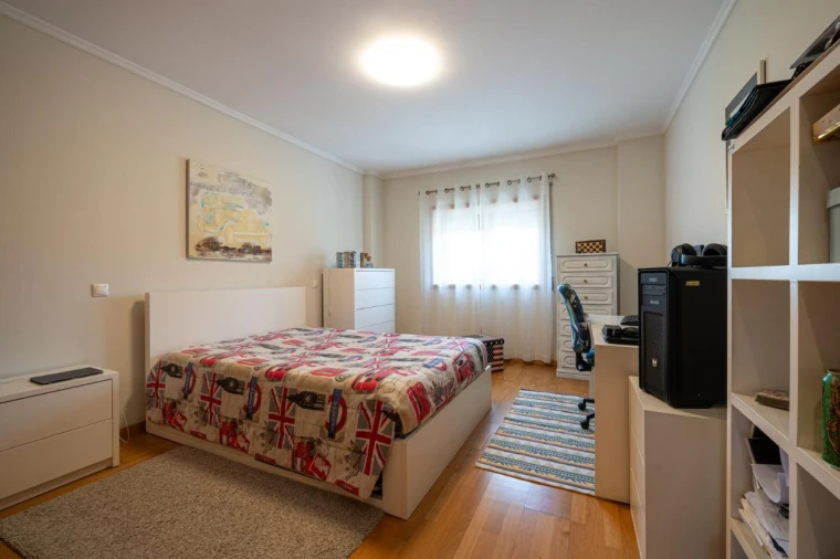 Prédio para Venda em São João da Madeira Foto 4