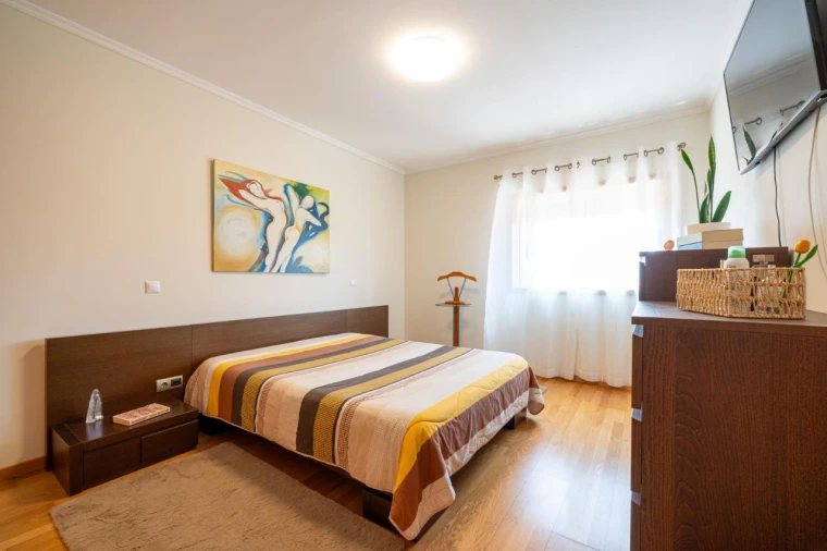 Prédio para Venda em São João da Madeira Foto 12