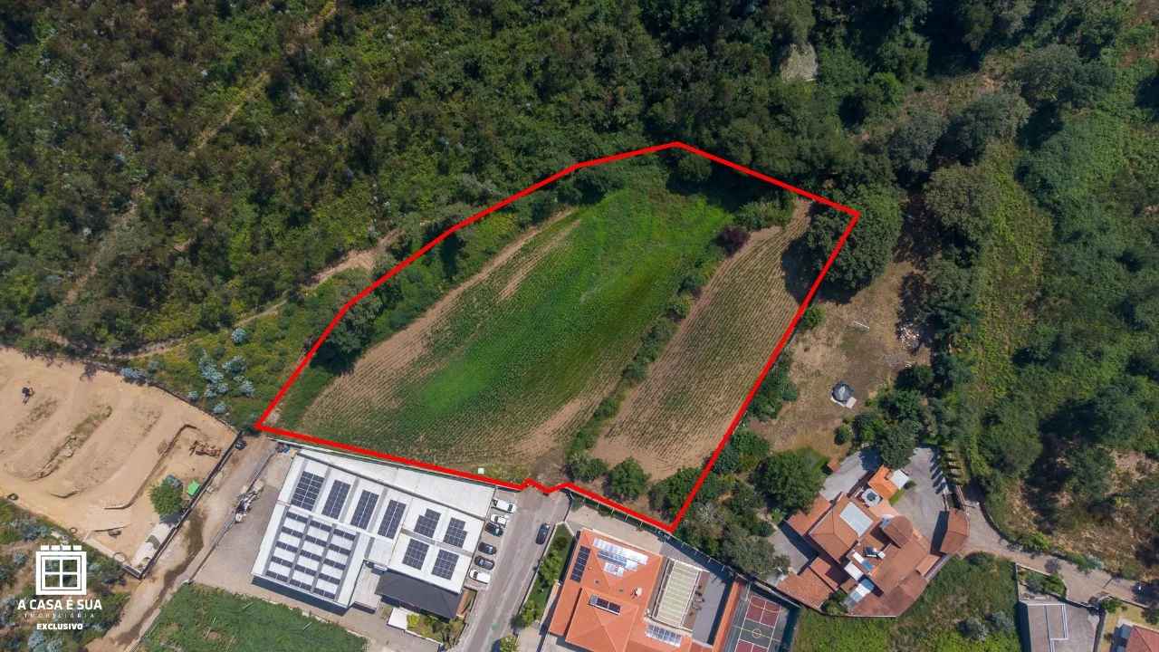 Terreno P/ Prédio para Venda em Reguenga Foto 2