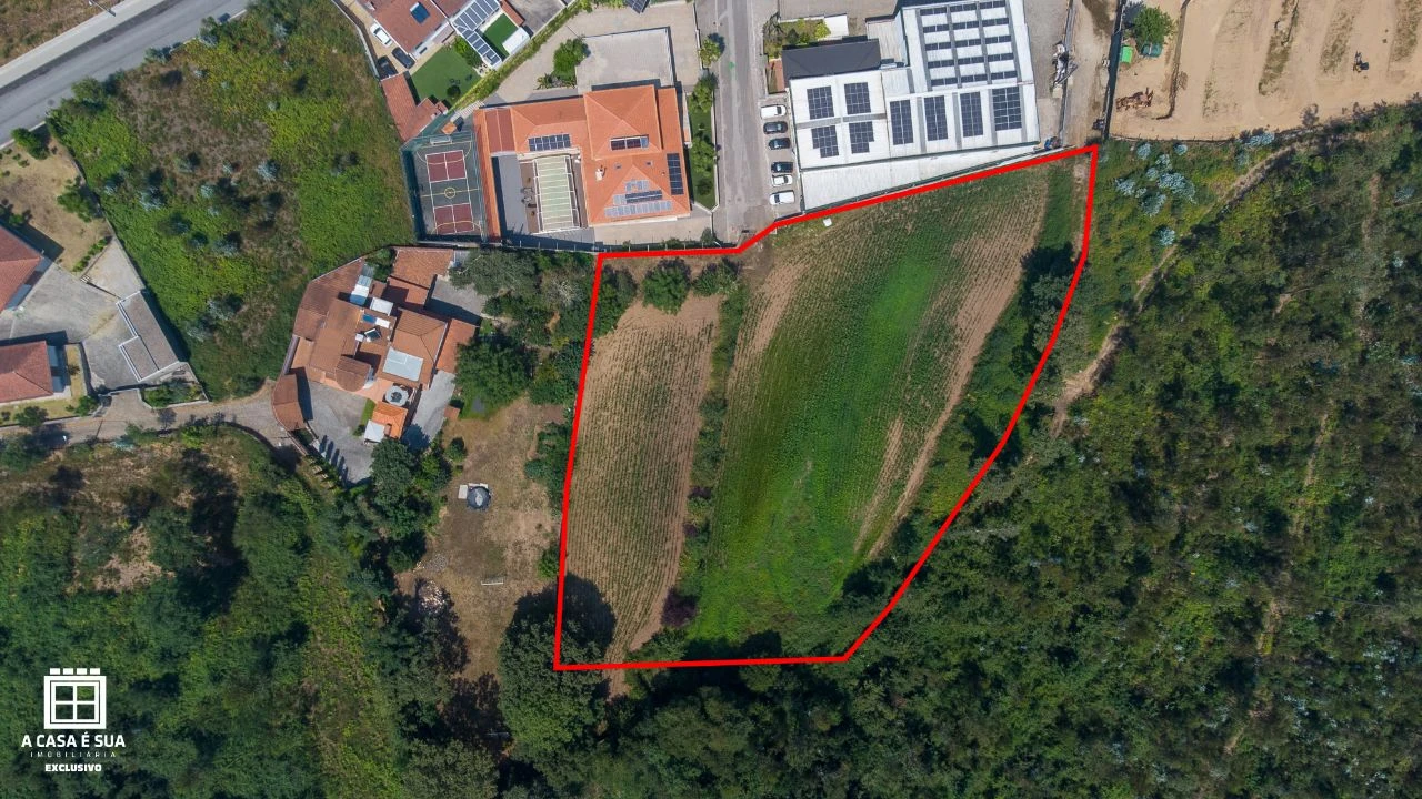 Terreno P/ Prédio para Venda em Reguenga Foto 9