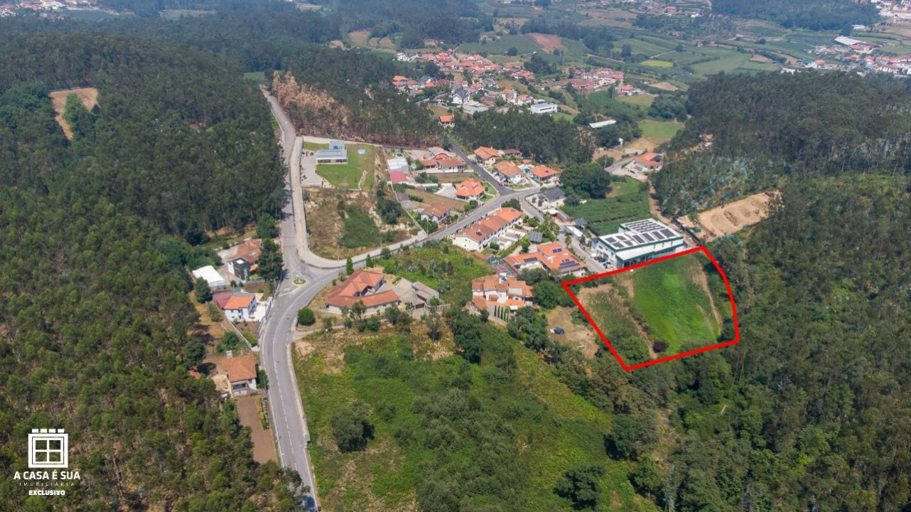 Terreno P/ Prédio para Venda em Reguenga Foto 12