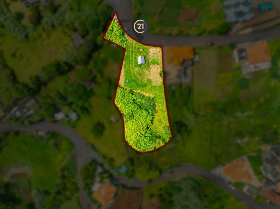 Terreno para Venda em Achada do Pico Foto 5