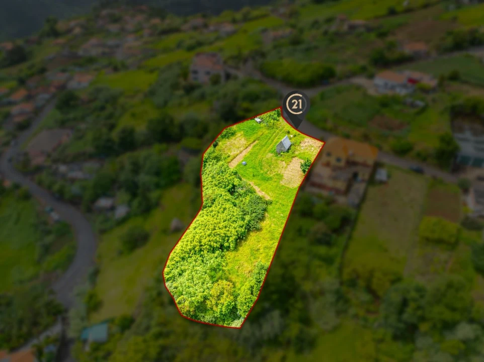 Terreno para Venda em Achada do Pico Foto 6