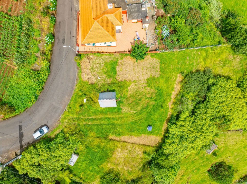 Terreno para Venda em Achada do Pico Foto 20