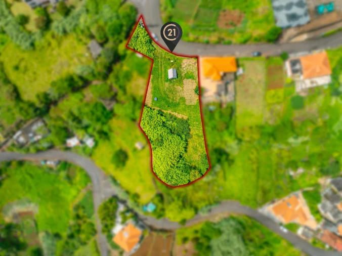 Terreno para Venda em Achada do Pico Foto 3