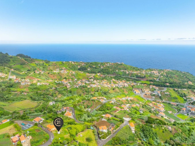 Terreno para Venda em Achada do Pico Foto 7