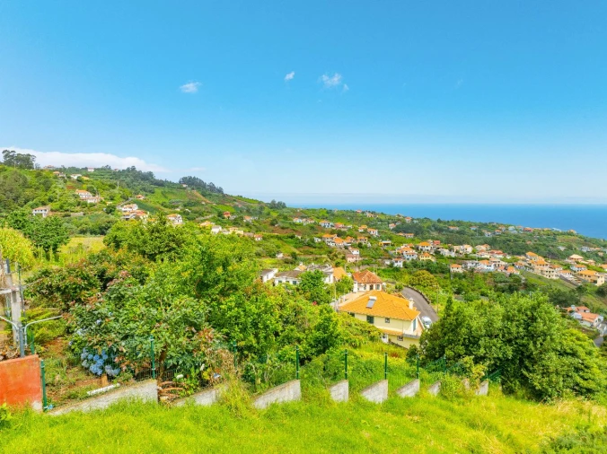 Terreno para Venda em Achada do Pico Foto 12