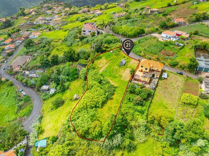 Terreno para Venda em Achada do Pico Foto 17