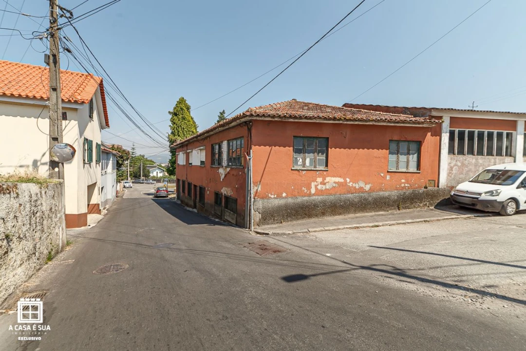 Moradia para Venda em São João da Madeira Foto 1