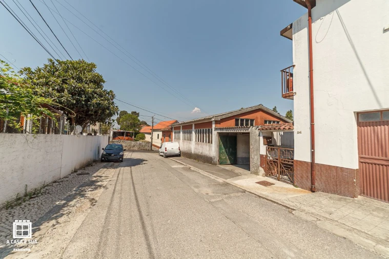 Moradia para Venda em São João da Madeira Foto 2