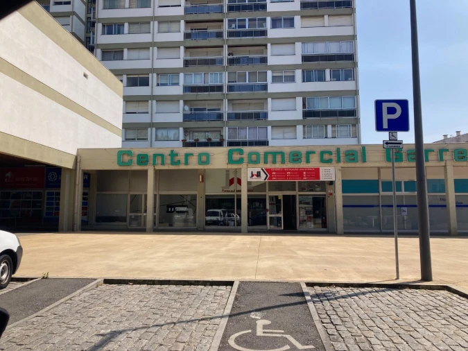 Loja para Venda em Ovar Foto 1