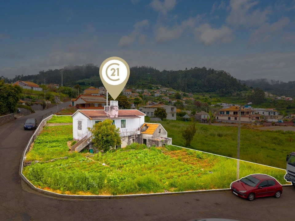 Moradia T2 para Venda em Canhas Foto 4