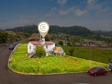 Moradia T2 para Venda em Canhas