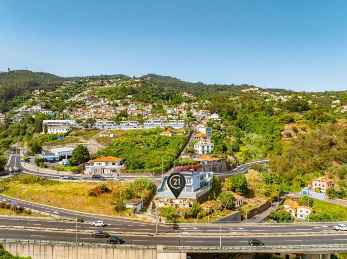 Moradia T2 para Venda em Funchal Foto 11