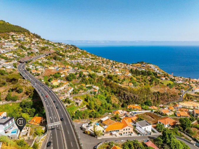 Moradia T2 para Venda em Funchal Foto 2