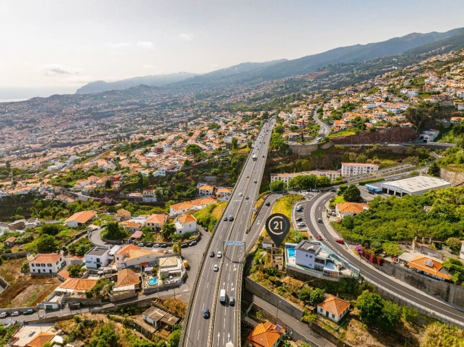 Moradia T2 para Venda em Funchal Foto 15