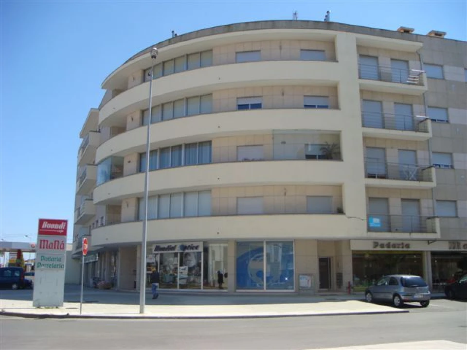 Apartamento T2 para Arrendamento em Oliveira do Bairro Foto 4