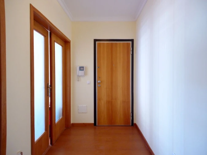 Apartamento T2 para Arrendamento em Oliveira do Bairro Foto 8