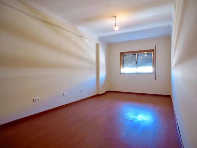 Apartamento T2 para Arrendamento em Oliveira do Bairro Foto 9