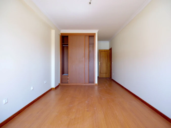 Apartamento T2 para Arrendamento em Oliveira do Bairro Foto 18