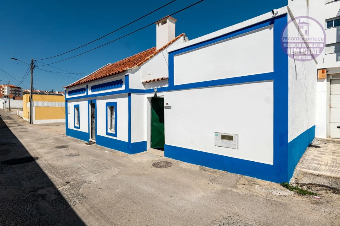 Moradia T3 para Venda em Setúbal Foto 1