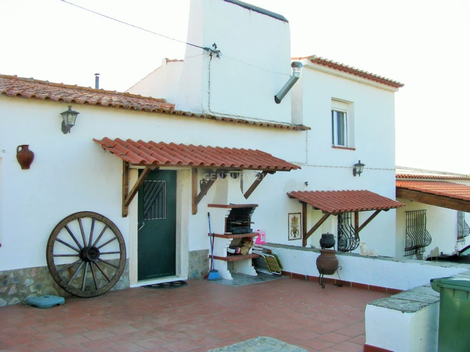 Quinta T7 para Venda em Estremoz Foto 1