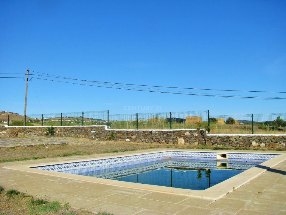 Quinta T7 para Venda em Estremoz Foto 6