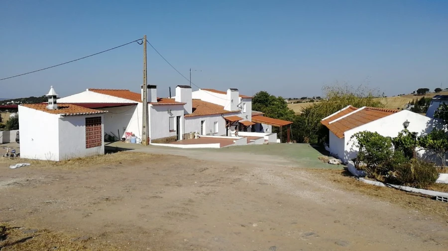 Quinta T7 para Venda em Estremoz Foto 2