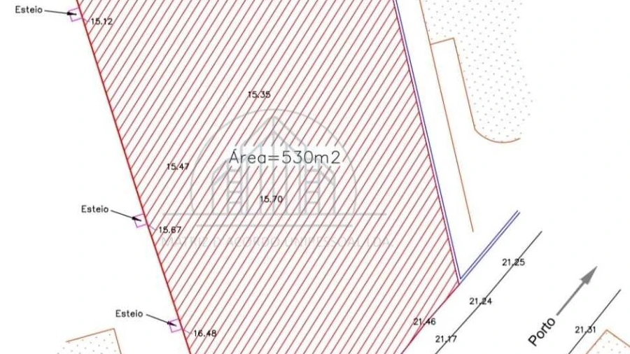 Terreno para Venda em Espinho