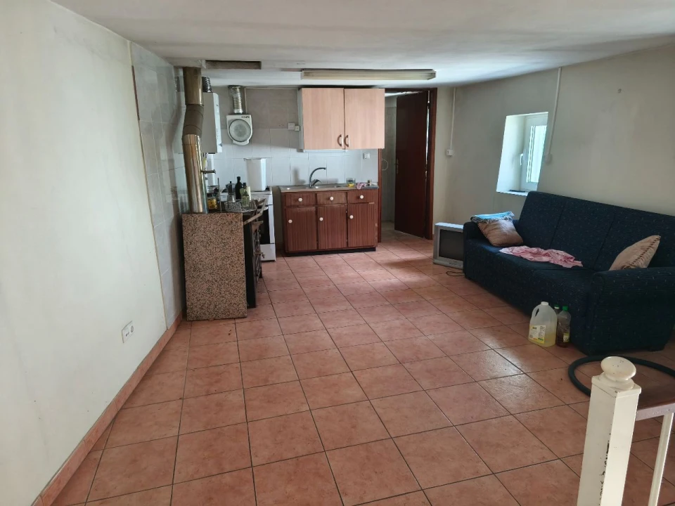 Moradia T1 para Venda em Germil Foto 2