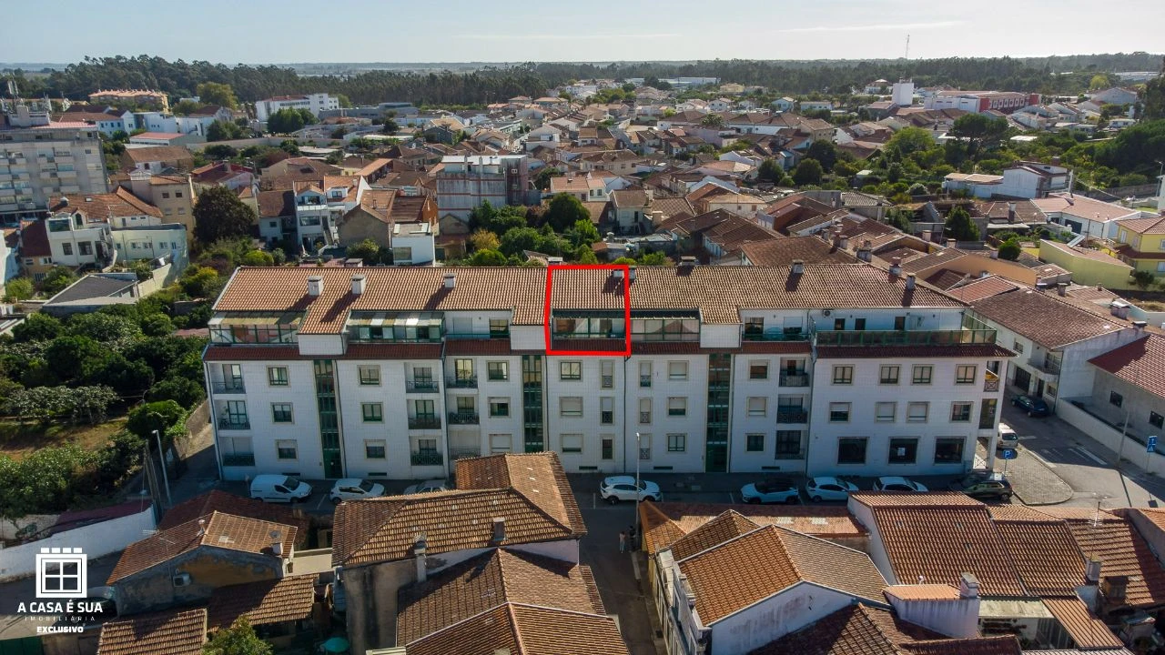 Apartamento T2 para Venda em Ovar Foto 1