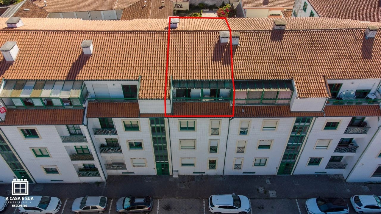 Apartamento T2 para Venda em Ovar Foto 17